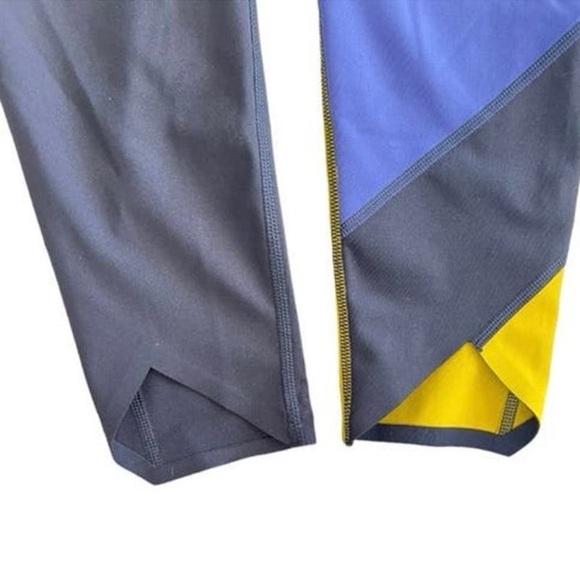 Cotopaxi women’s Mariposa Colorblock 7/8 Leggings - Picture 5 of 12